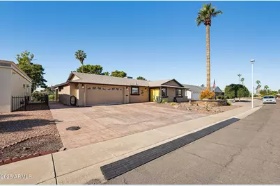 10232 N 109th Avenue, Sun City, AZ 85351 - Photo 57