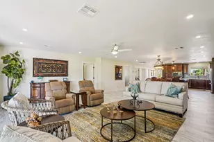 10232 N 109th Ave, Sun City, AZ 85351 - Photo 13