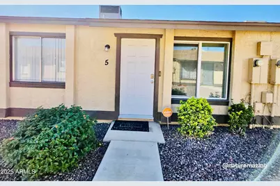 1616 N 63rd Avenue #5, Phoenix, AZ 85035 - Photo 1