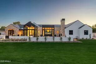 4729 E Arcadia Ln, Phoenix, AZ 85018 - Photo 1