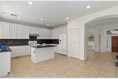 2125 W Crimson Terrace, Phoenix, AZ 85085 - Photo 1