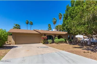 2502 E Sahuaro Drive, Phoenix, AZ 85028 - Photo 1