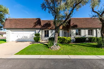 4613 N 31st Way, Phoenix, AZ 85016 - Photo 1