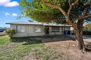 2208 N 47th Ln, Phoenix, AZ 85035 - Photo 1