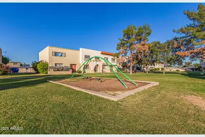 2017 W Hazelwood Parkway, Phoenix, AZ 85015 - Photo 37