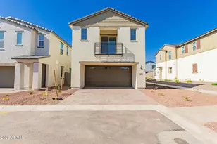 2454 W Maximo Wy, Phoenix, AZ 85085 - Photo 1