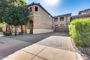 3239 W Gran Paradiso Dr, Phoenix, AZ 85086 - Photo 1