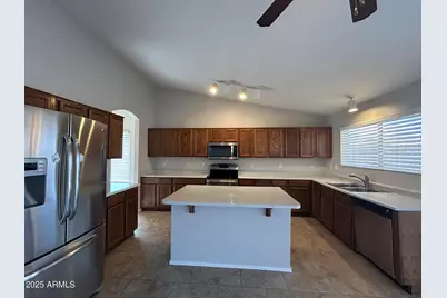 6858 S 19th Street, Phoenix, AZ 85042 - Photo 1