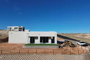 648 Red Cyn Dr, Page, AZ 86040 - Photo 1