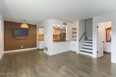 3212 W Royal Palm Road, Phoenix, AZ 85051 - Photo 1