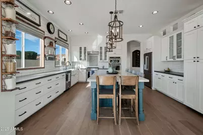 9705 E Idaho Avenue, Mesa, AZ 85209 - Photo 1