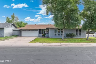 17 S Cholla Street, Gilbert, AZ 85233 - Photo 1