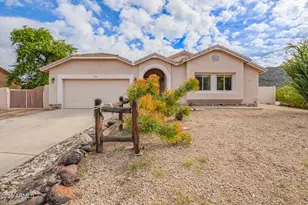 11133 N 15th St, Phoenix, AZ 85020 - Photo 1