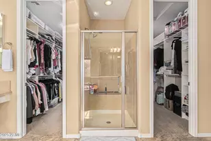 3615 E Salter Dr, Phoenix, AZ 85050 - Photo 15