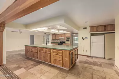 9702 W Branding Iron Drive, Sun City, AZ 85351 - Photo 7