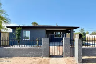 1819 E Encinas Ln, Phoenix, AZ 85040 - Photo 1