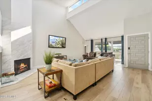 7302 E Rancho Vista Dr, Scottsdale, AZ 85251 - Photo 1