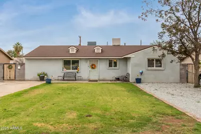 7913 W Verde Lane, Phoenix, AZ 85033 - Photo 1