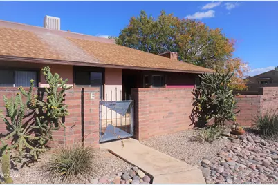 1762 Corte Encantada -- #E, Sierra Vista, AZ 85635 - Photo 1