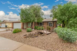 563 W Kilarea Ave, Mesa, AZ 85210 - Photo 1