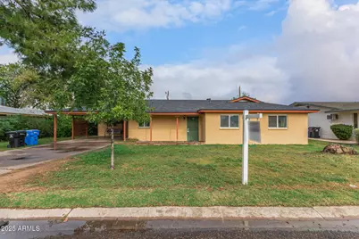 742 E Sierra Vista Drive, Phoenix, AZ 85014 - Photo 1