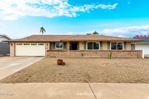 9832 N 102nd Dr, Sun City, AZ 85351 - Photo 1