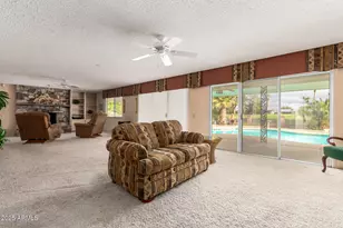 10102 W Concho Cir, Sun City, AZ 85373 - Photo 13