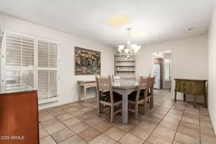 10102 W Concho Cir, Sun City, AZ 85373 - Photo 7