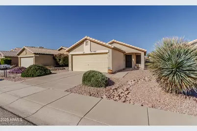 2112 E Robin Lane E, Phoenix, AZ 85024 - Photo 1