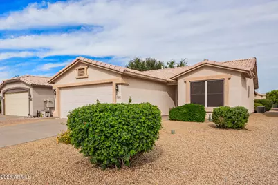 1464 E Runaway Bay Drive, Chandler, AZ 85249 - Photo 1