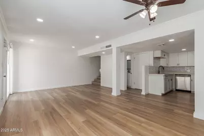 1804 W Tuckey Lane #3, Phoenix, AZ 85015 - Photo 1