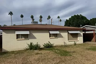 4208 N 35th Way, Phoenix, AZ 85018 - Photo 1