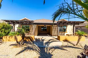 16093 W Almeria Rd, Goodyear, AZ 85395 - Photo 33