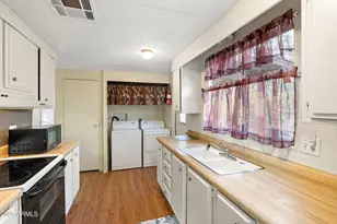 910 W Gurley St, Prescott, AZ 86305 - Photo 7