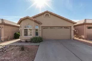 4533 E Glenhaven Dr, Phoenix, AZ 85048 - Photo 1