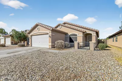 25792 W Kendall Street, Buckeye, AZ 85326 - Photo 1