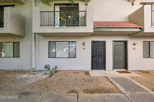 18239 N 40th St, Phoenix, AZ 85032 - Photo 1