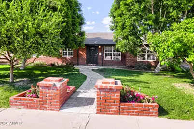 2548 E Turney Avenue, Phoenix, AZ 85016 - Photo 1