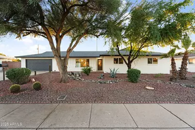 1523 W Flynn Lane, Phoenix, AZ 85015 - Photo 1