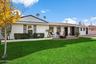 4015 E Catalina Dr, Phoenix, AZ 85018 - Photo 1
