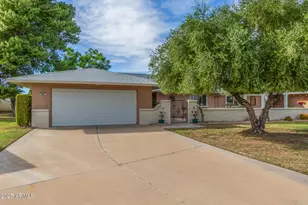 9885 W Spanish Moss Ct, Sun City, AZ 85373 - Photo 1