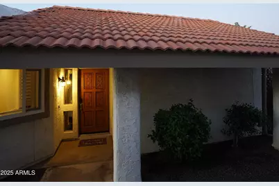 9235 N 51st Lane, Glendale, AZ 85302 - Photo 1