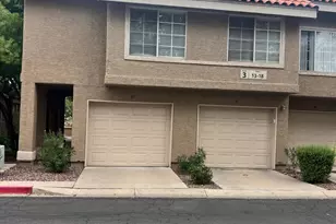 1633 E Lakeside Dr, Gilbert, AZ 85234 - Photo 1