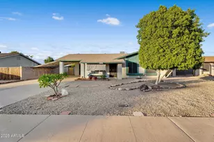 7420 W Mission Ln, Peoria, AZ 85345 - Photo 1