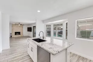 5201 E Fellars Dr, Scottsdale, AZ 85254 - Photo 1