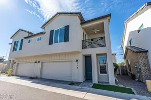 3030 N 38th St, Phoenix, AZ 85018 - Photo 1