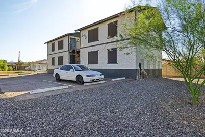 398 N 20th Drive, Phoenix, AZ 85009 - Photo 1