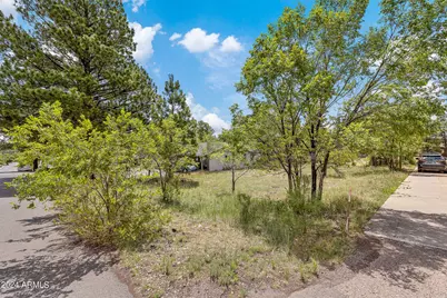 261 W Oak Avenue #11, Flagstaff, AZ 86001 - Photo 1