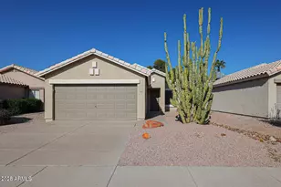 2134 E Robin Ln, Phoenix, AZ 85024 - Photo 1