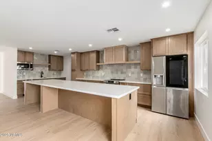 1433 E Hudson Dr, Tempe, AZ 85281 - Photo 1